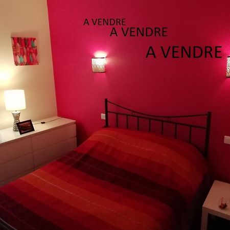 La Perle Du Rouergue Lägenhet Villefranche-de-Rouergue Exteriör bild